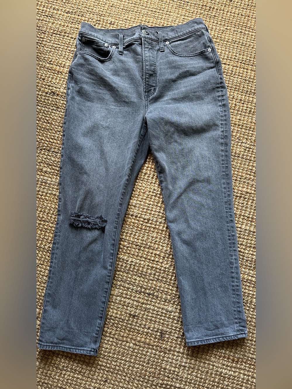 Madewell Washed Charcoal Straight-Leg Jeans with Knee Rip